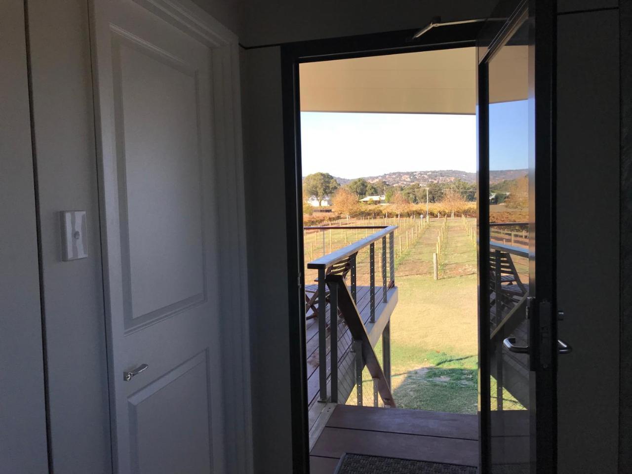 Lot113 Vineyard Accommodation Upper Swan Esterno foto