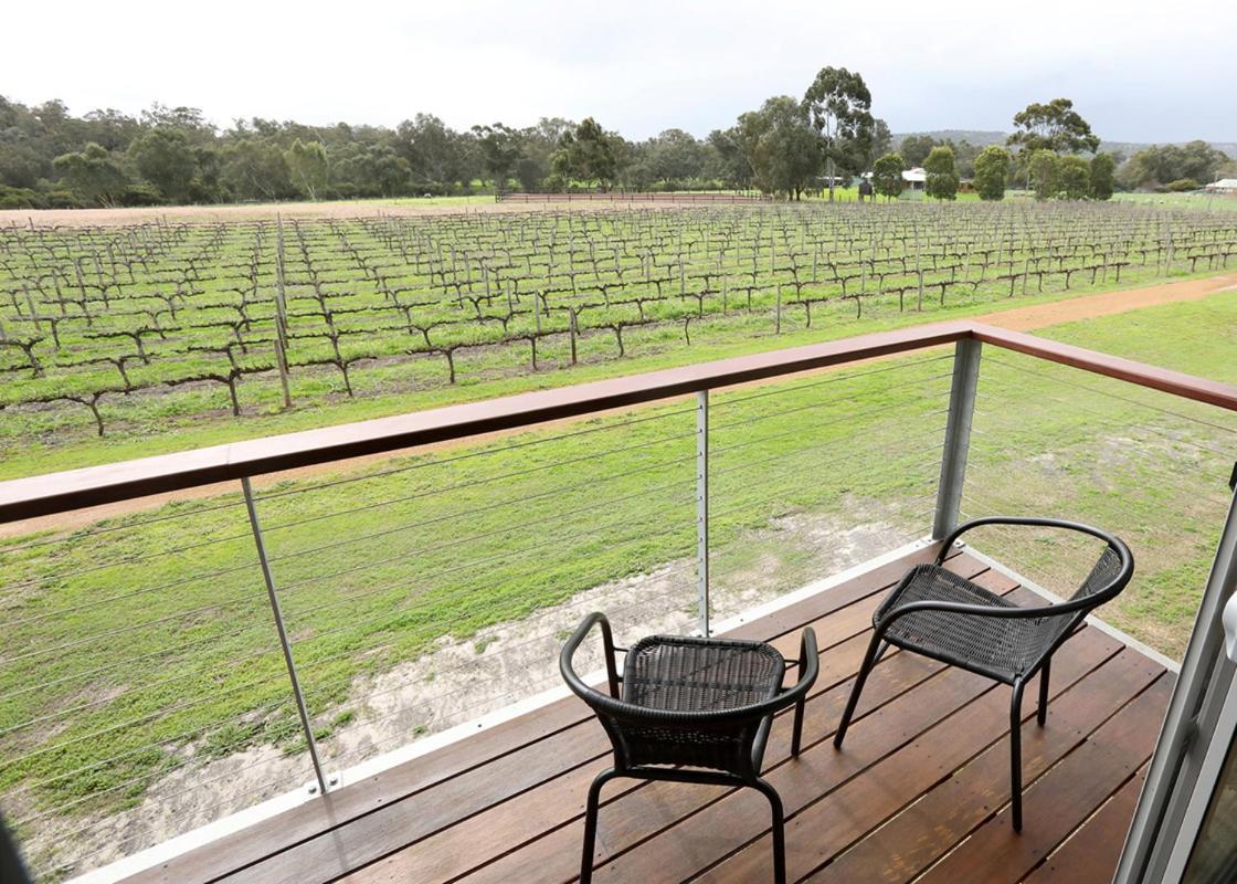 Lot113 Vineyard Accommodation Upper Swan Esterno foto